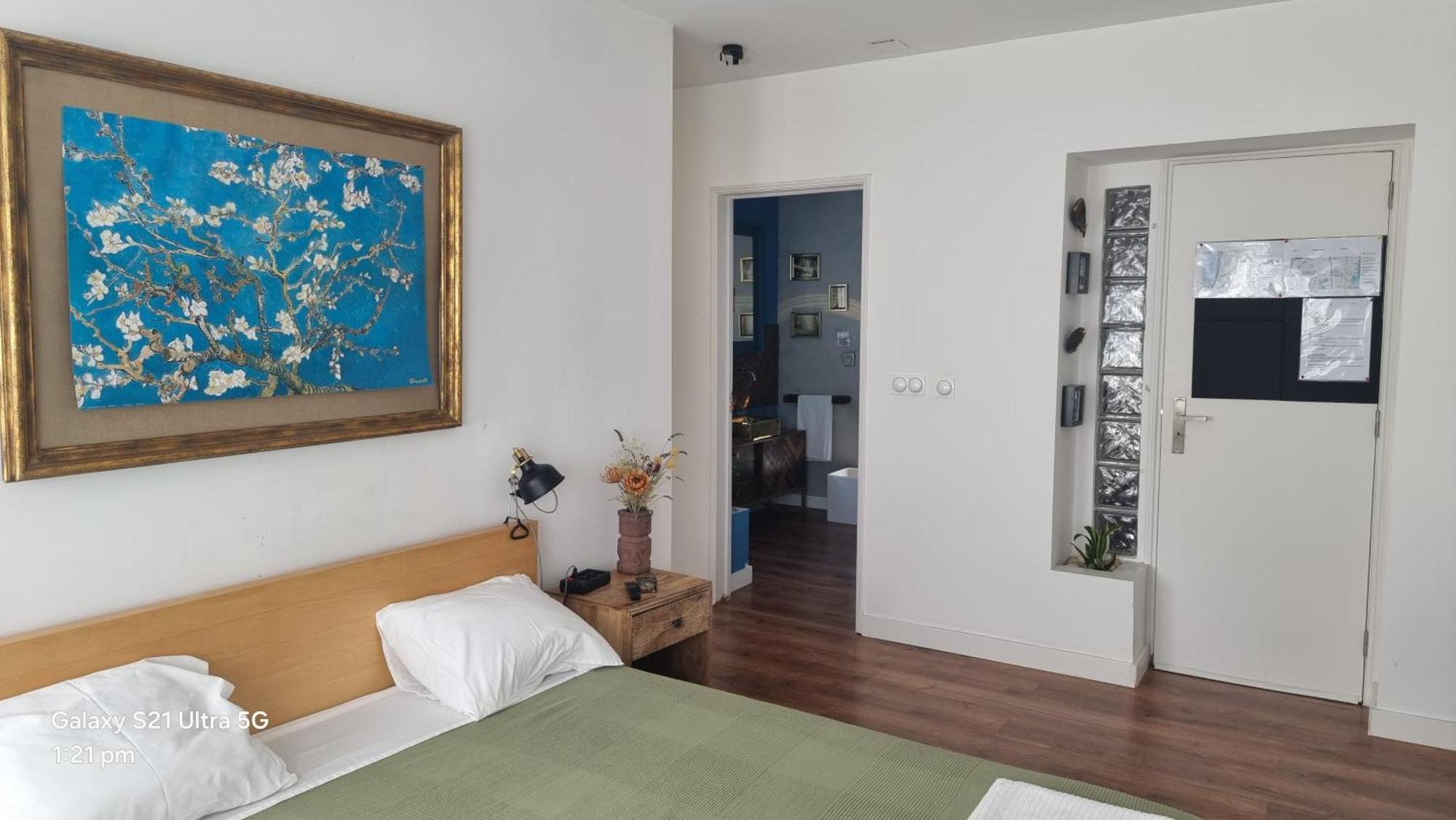 The Coolest Place Near The Airport! Apartment Lisbon Bagian luar foto